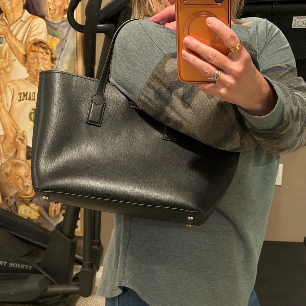 Kate Spade Black Tote with Leopard Print Pouch - Picture 11 of 12